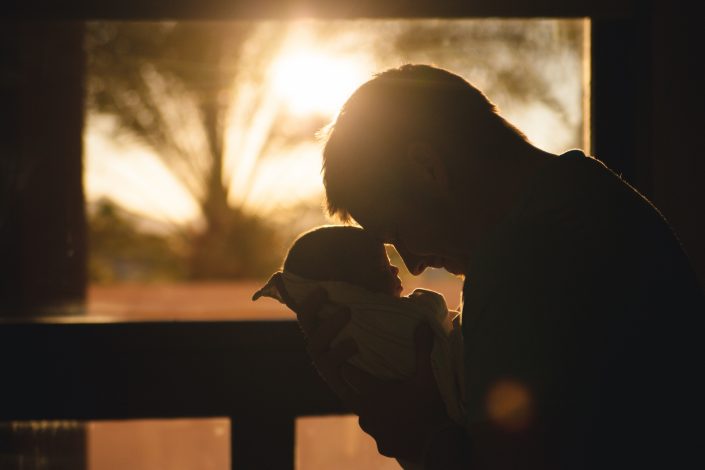 father getting ready to attend bringing baby home workshop